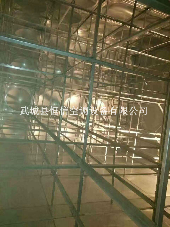 廊坊市三河市不銹鋼水箱7*6*4 2臺(tái)水箱竣工
